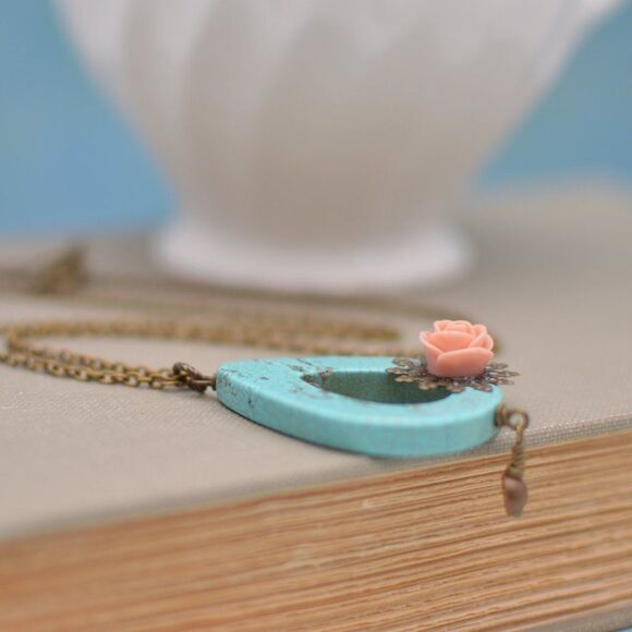 Turquoise & Pink Rose Necklace - Picture 3 of 4